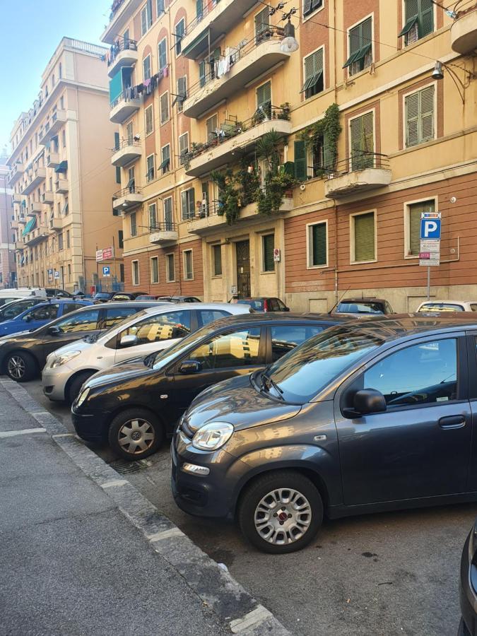 Fantastic House Near The Station Free Parking Leilighet Genova Eksteriør bilde