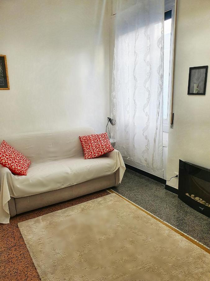Fantastic House Near The Station Free Parking Leilighet Genova Eksteriør bilde