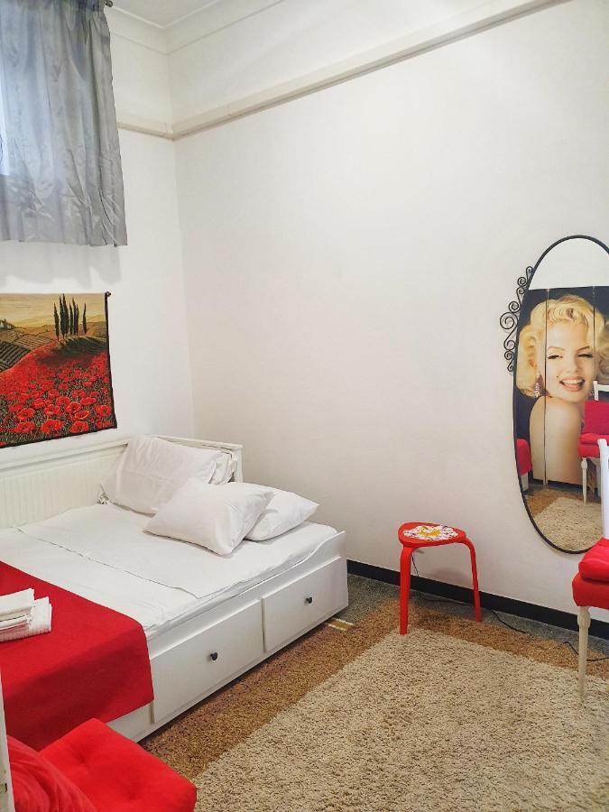 Fantastic House Near The Station Free Parking Leilighet Genova Eksteriør bilde